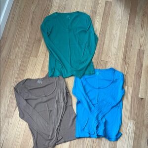 Set of Three Old Navy Long Sleeve Tops - Green, Brown, and Blue